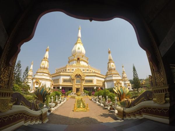 จังหวัดร้อยเอ็ดเมืองน่าเที่ยวแดนอีสาน