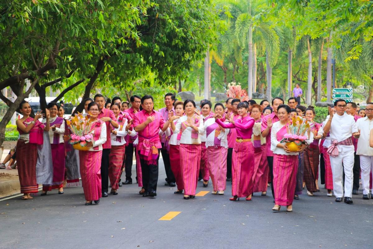 จังหวัดร้อยเอ็ดเมืองน่าเที่ยวแดนอีสาน