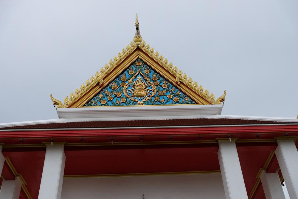 “วัดปรมัยยิกาวาส” เจดีย์เอียงเคียงคู่เกาะเกร็ด