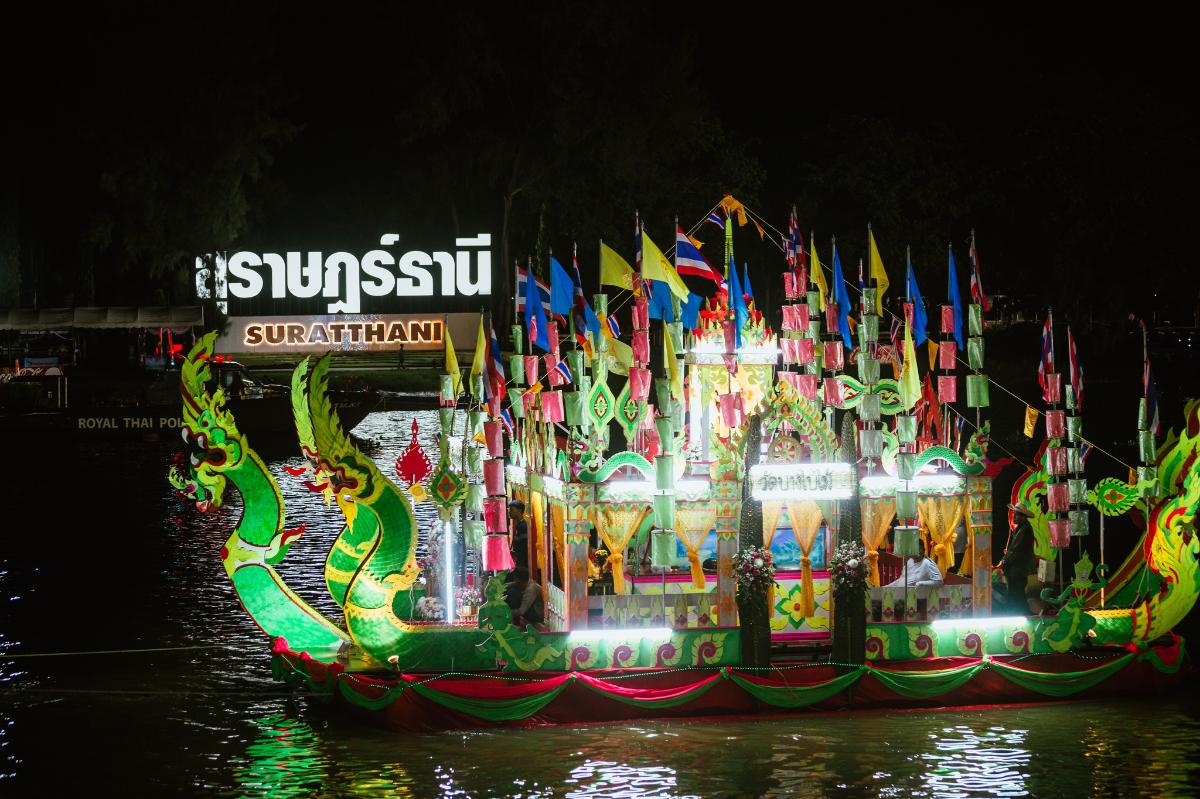 เทศกาลออกพรรษา ตำนานงานชักพระ สุราษฎร์ธานี